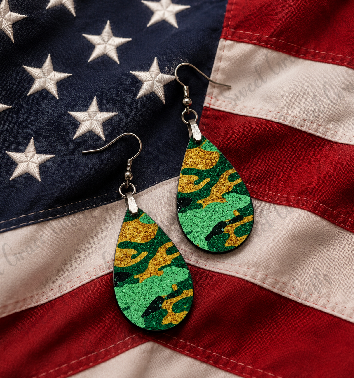 💚🖤 Army Camo Glitter Teardrop Earrings | Military Wife Earrings | Camouflage Dangle Earrings | Army Pride Jewelry Gift