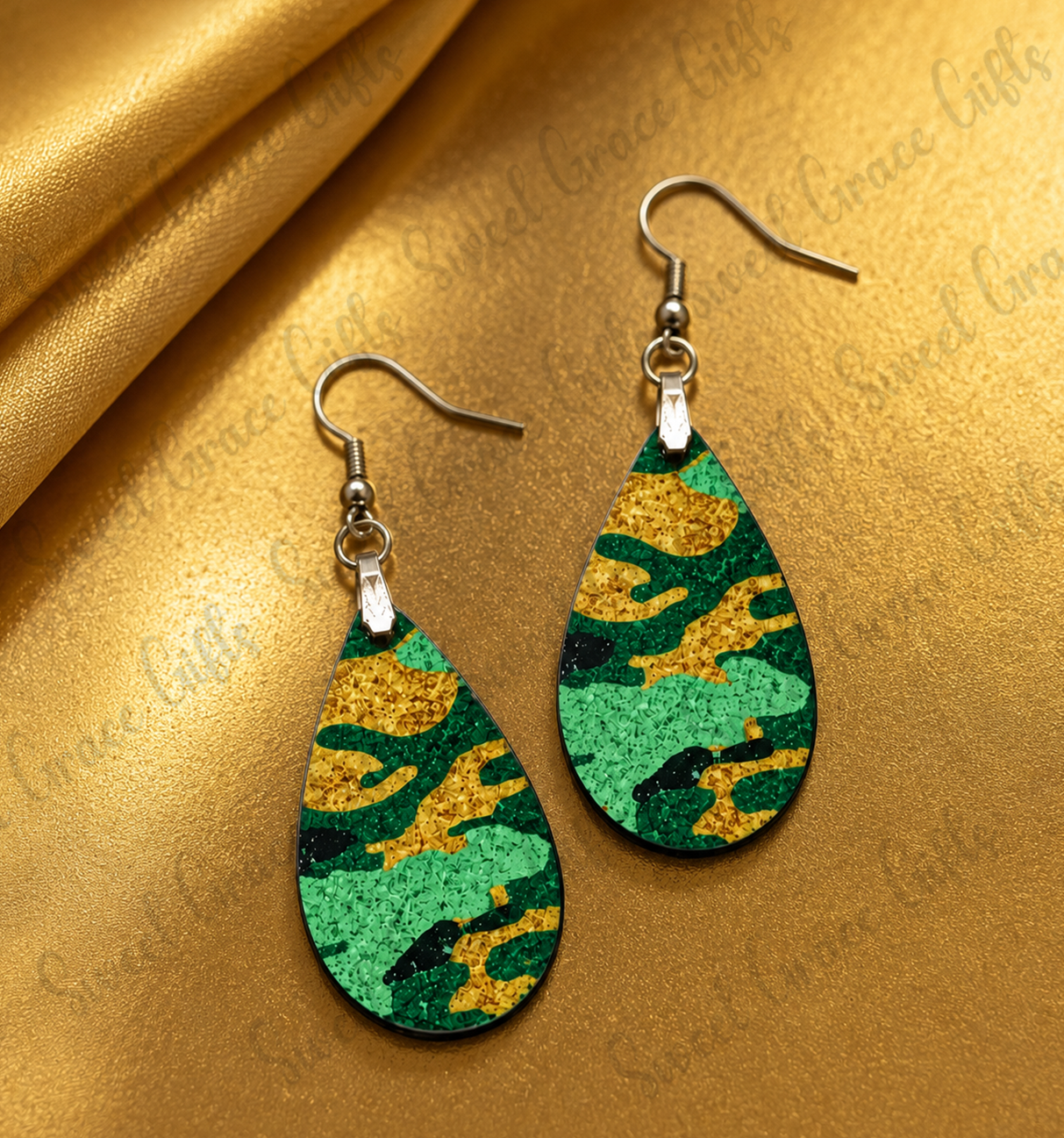 💚🖤 Army Camo Glitter Teardrop Earrings | Military Wife Earrings | Camouflage Dangle Earrings | Army Pride Jewelry Gift